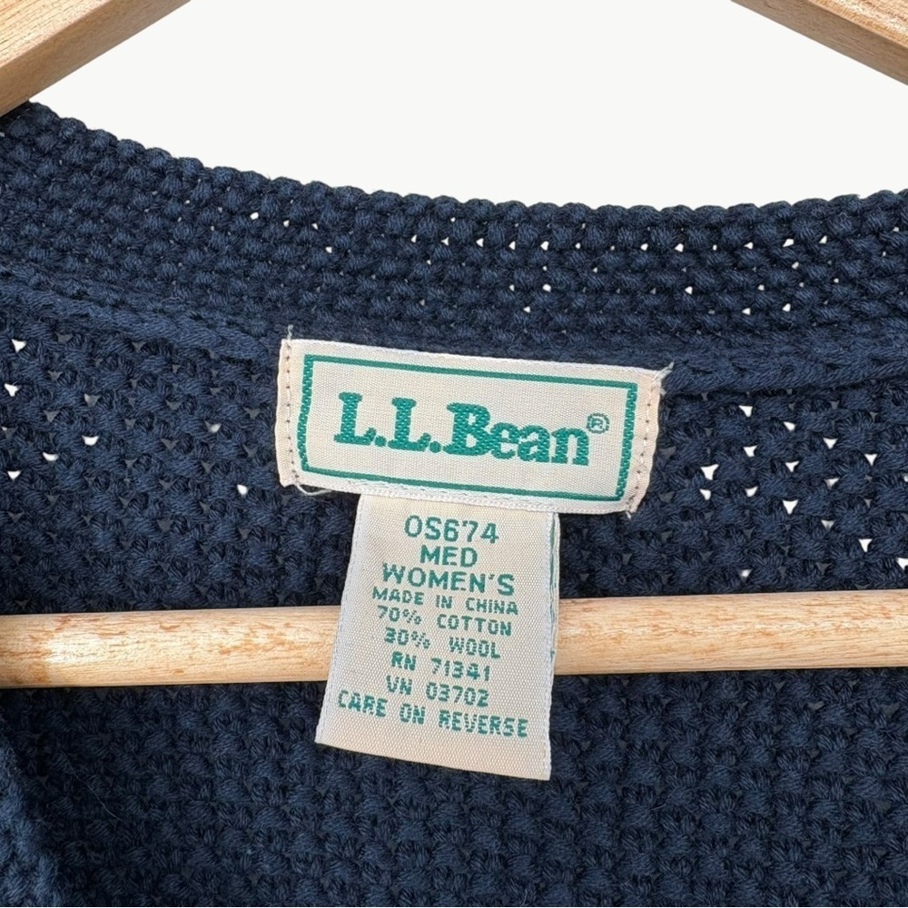 Vintage LL Bean Fisherman Cable Knit Cardigan Size Medium Navy Wool Blend 90s - Picture 3 of 13